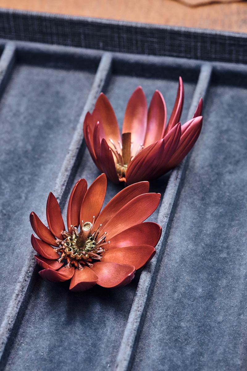 hemmerle echinacea earrings