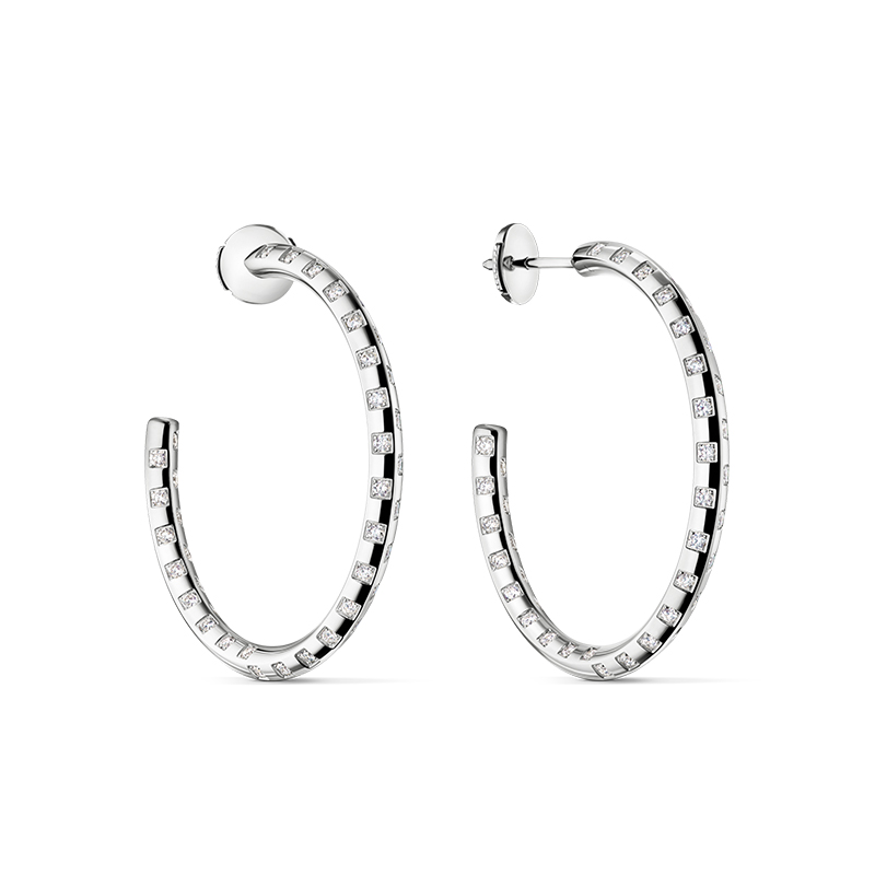 Le Damier big hoop earrings in white gold with diamonds