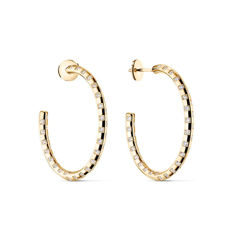 Le Damier big hoop earrings in yellow gold with diamonds